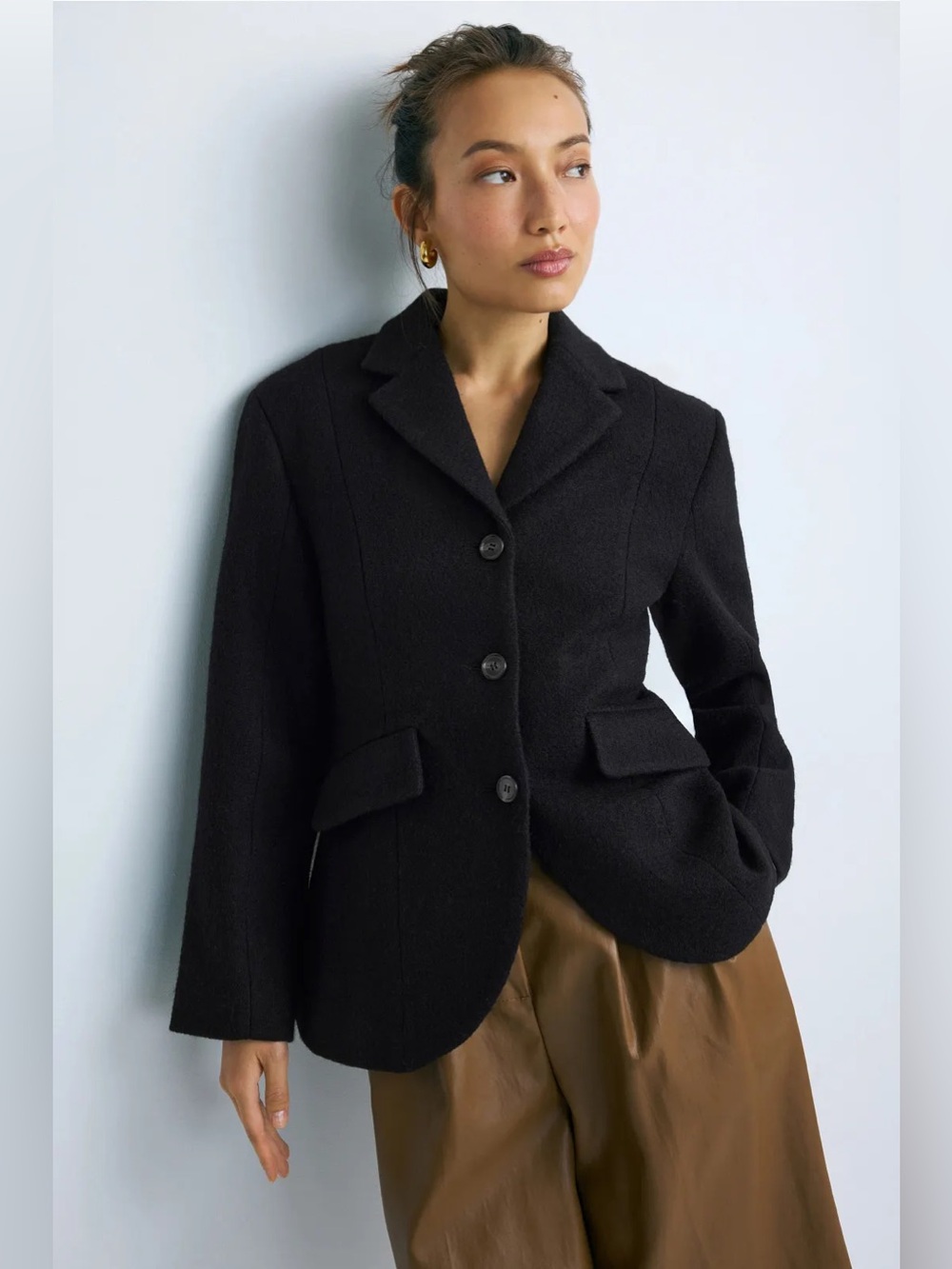 Modern Citizens Marina Wool-Blend Sculptured Blazer (0333) - Picture 3 of 10